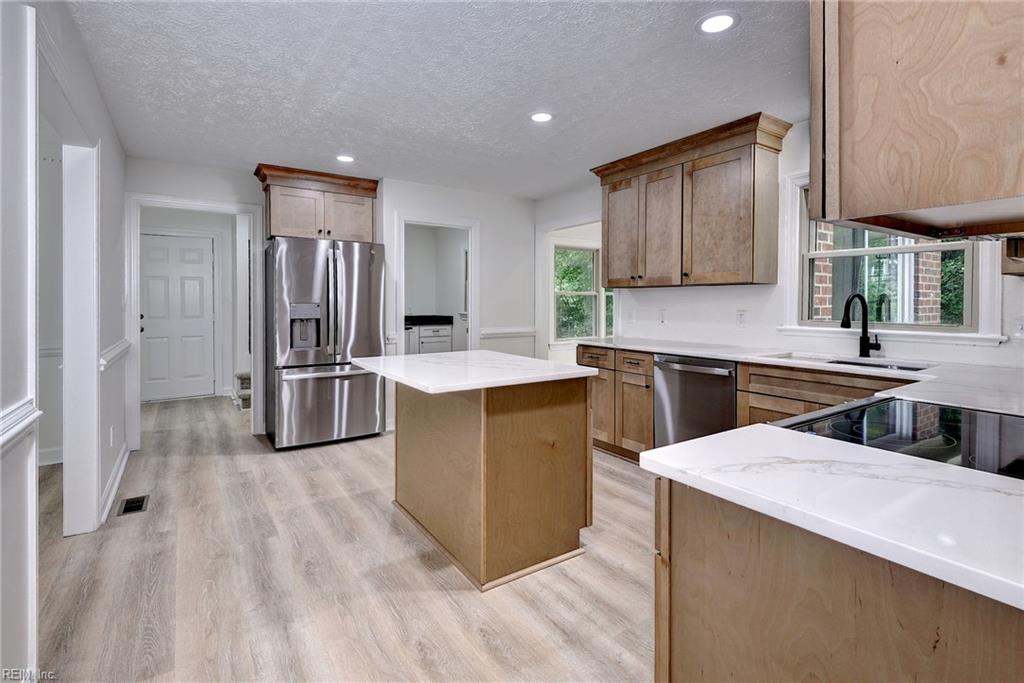 103 Osprey Pt Property Photo 11