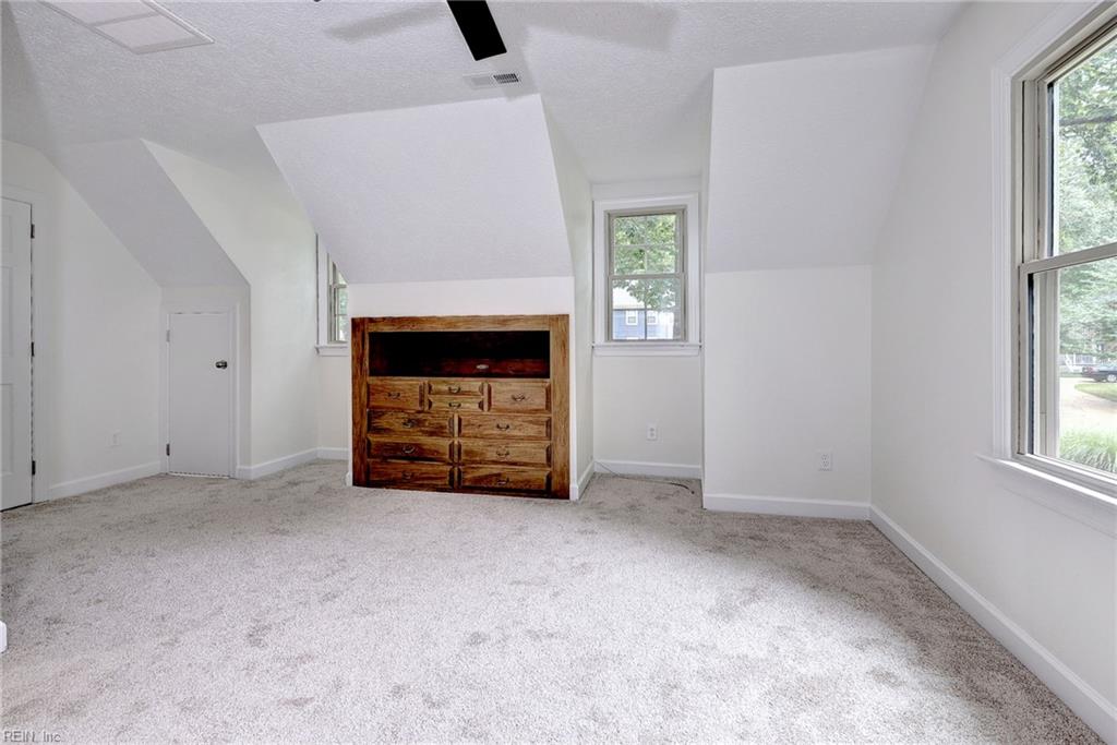 103 Osprey Pt Property Photo 49