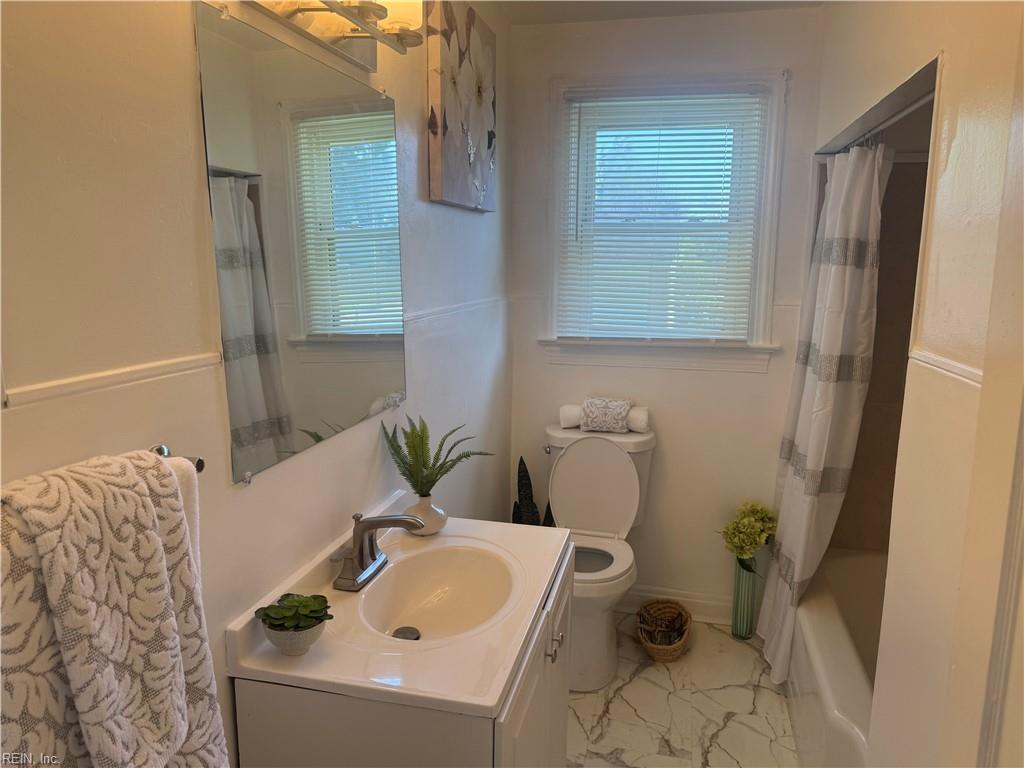 2801 Mapleton Ave Property Photo 4