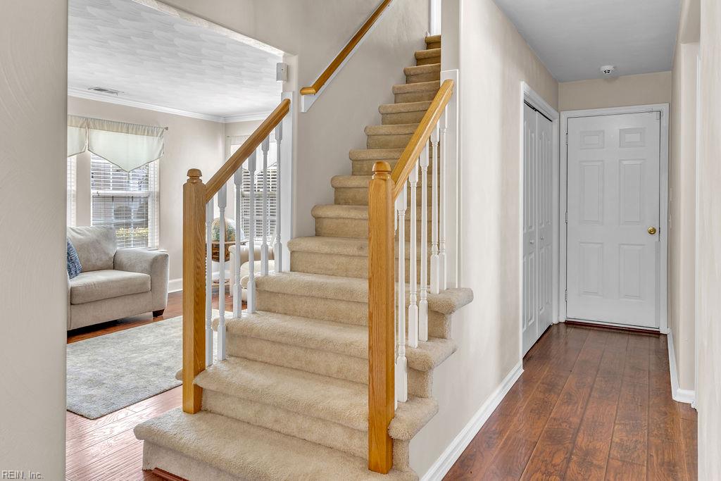 808 Monroe Ct Property Photo 8