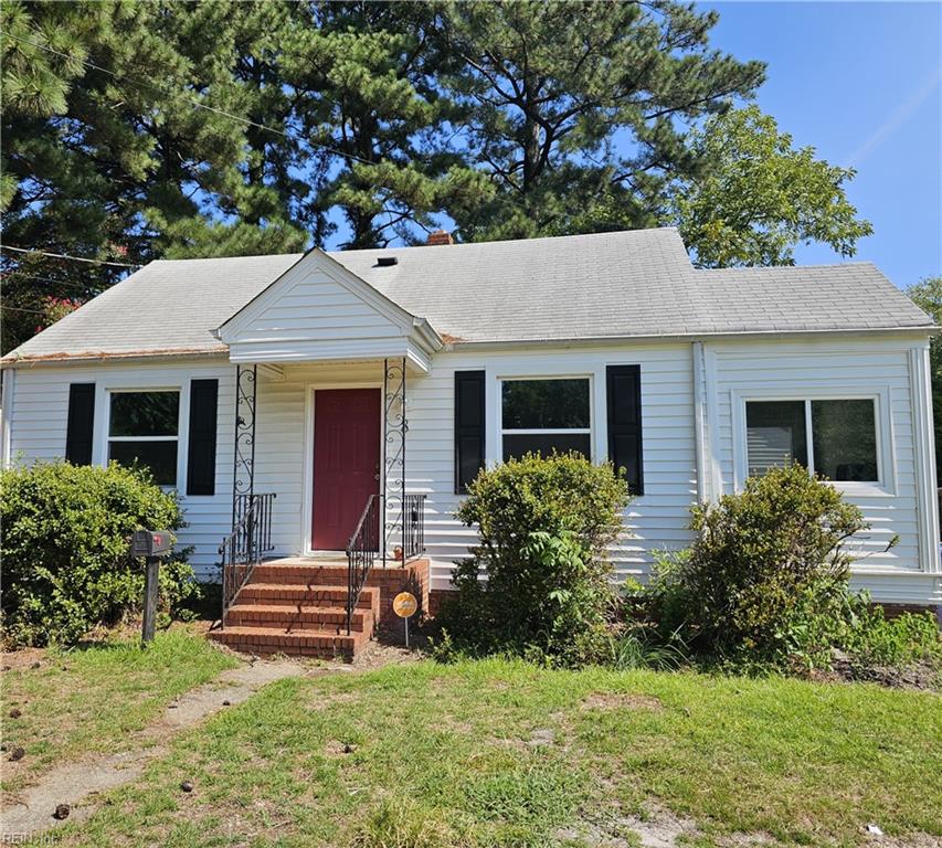 8 Fairview Cir S Property Photo 1