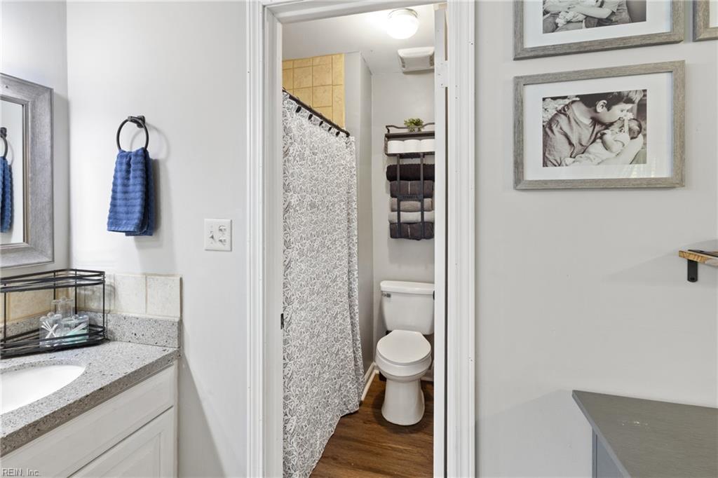 9614 Spring Branch Dr Property Photo 24