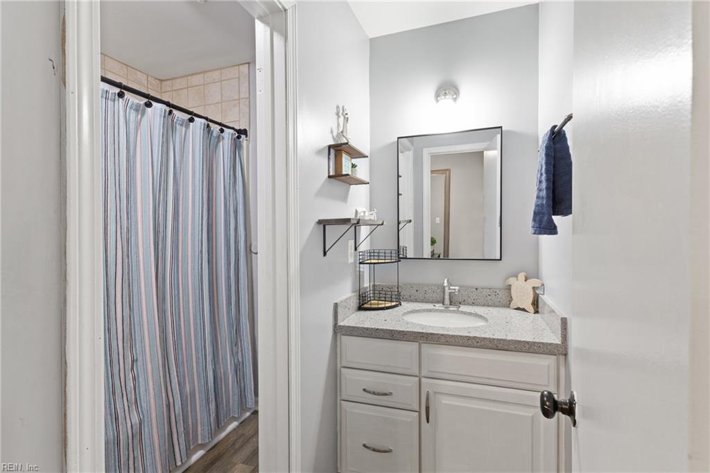9614 Spring Branch Dr Property Photo 27