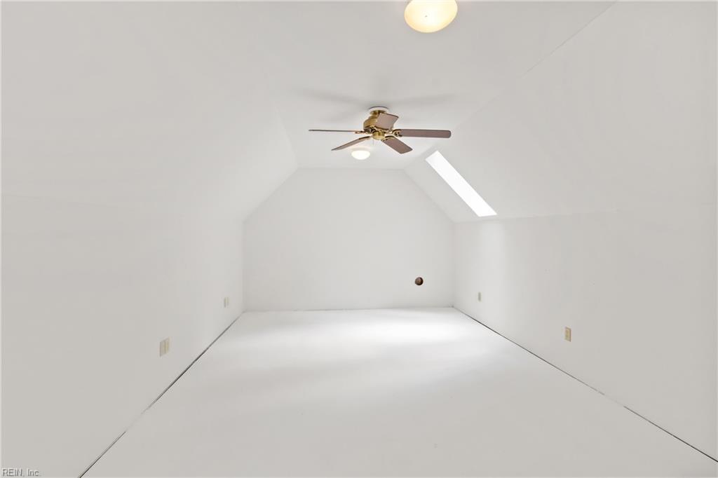 9614 Spring Branch Dr Property Photo 38