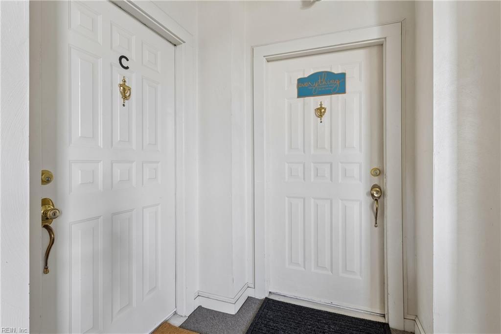 601 Bridge Crossing Property Photo 4