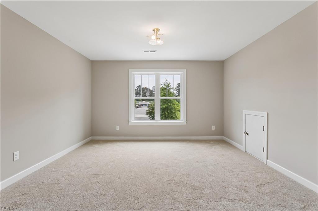 108 Wickre St Property Photo 29