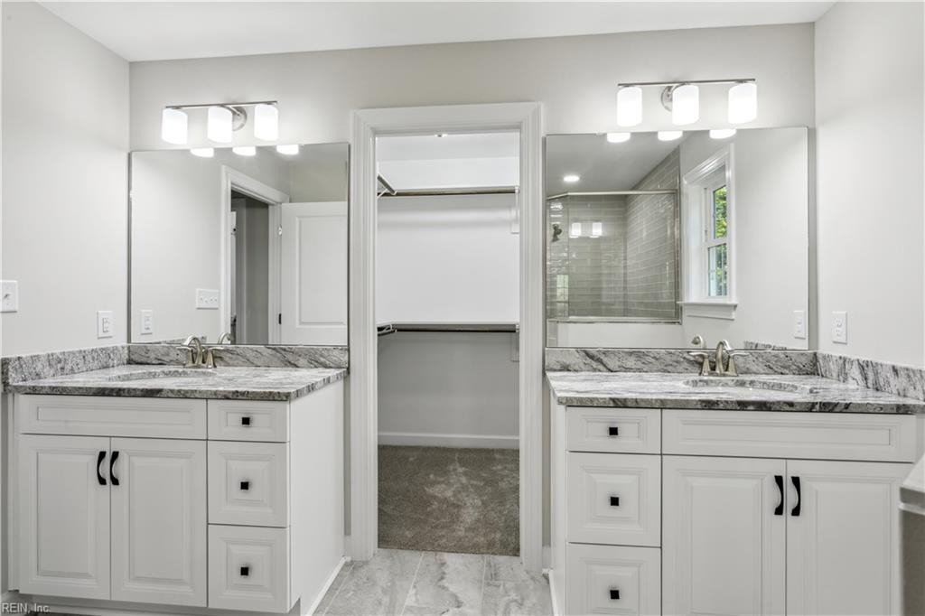 6 Landing Cir Property Photo 3