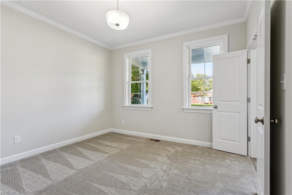 6 Landing Cir Property Photo 18