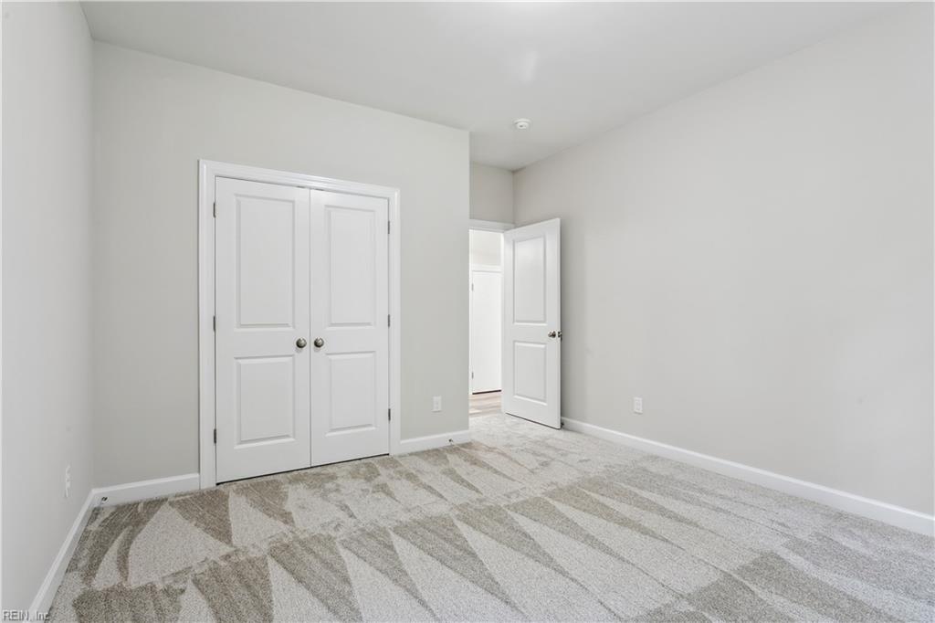 6 Landing Cir Property Photo 22