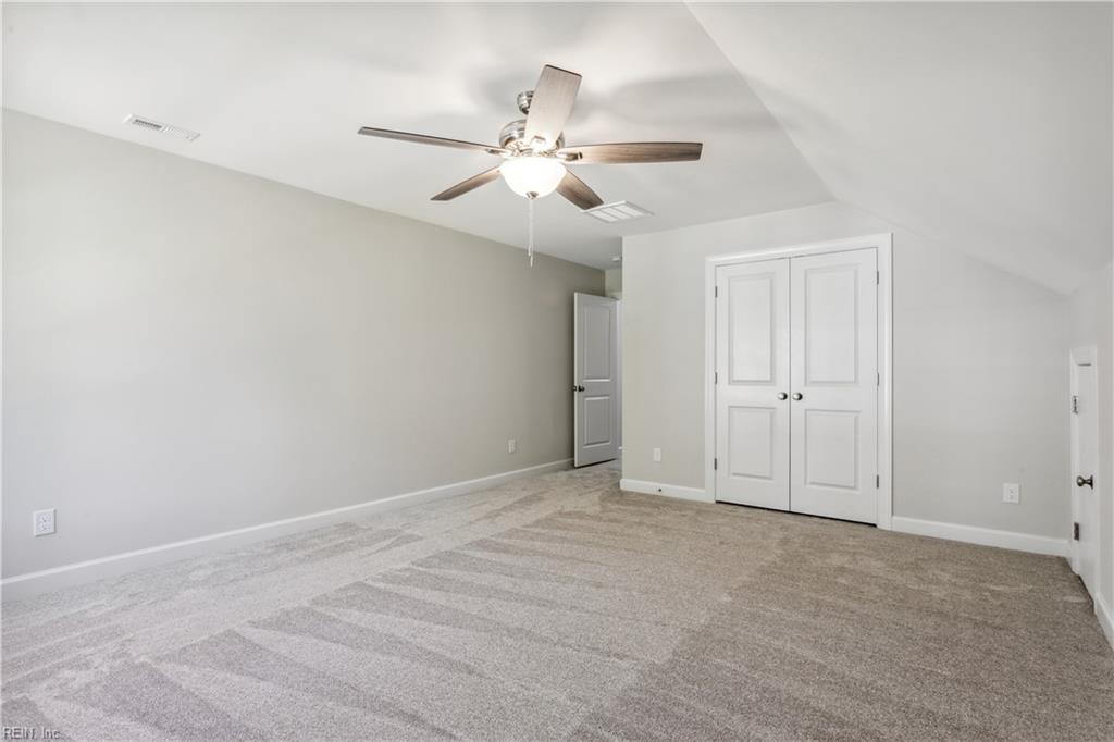 6 Landing Cir Property Photo 44