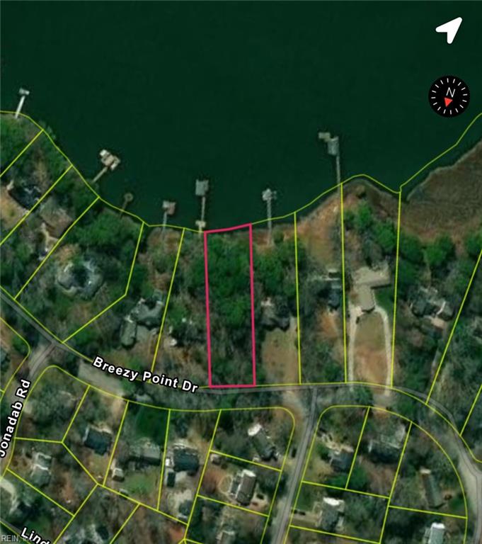 132 Breezy Point Dr Property Photo 3