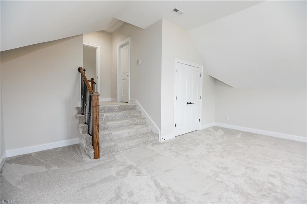132 Breezy Point Dr Property Photo 35