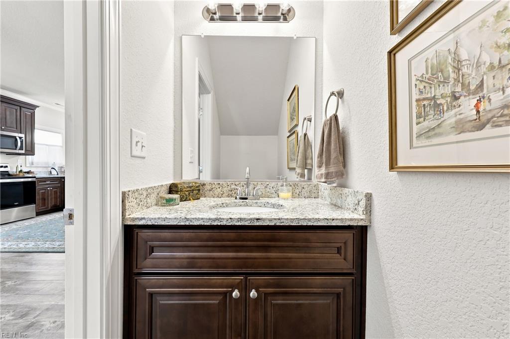 5813 Hawk Ln Property Photo 7