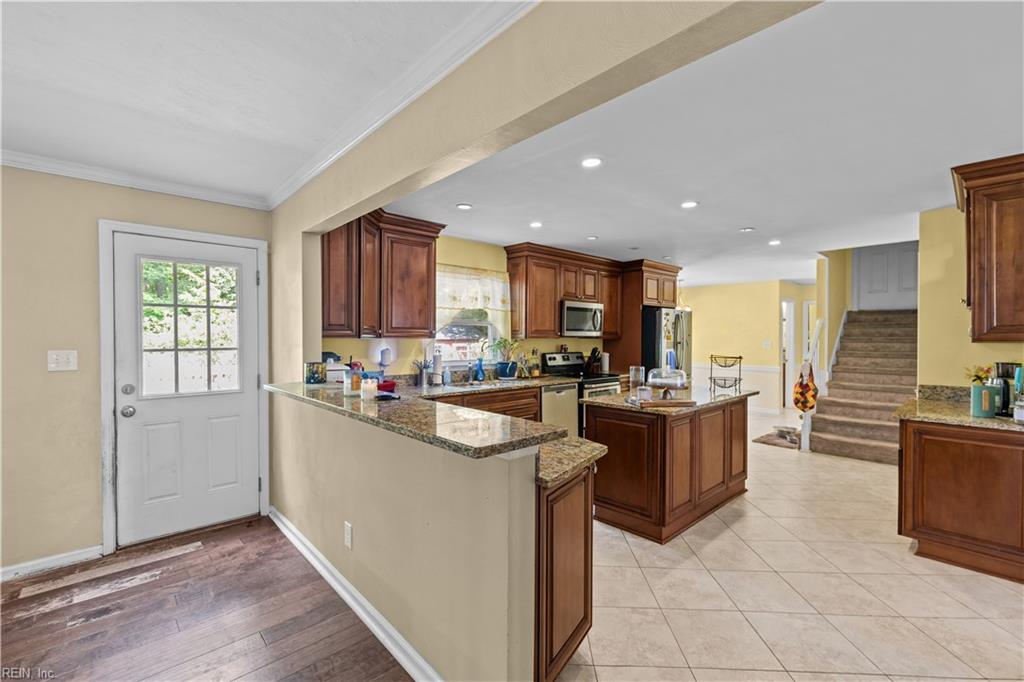 1152 Crystalwood Cir Property Photo 11