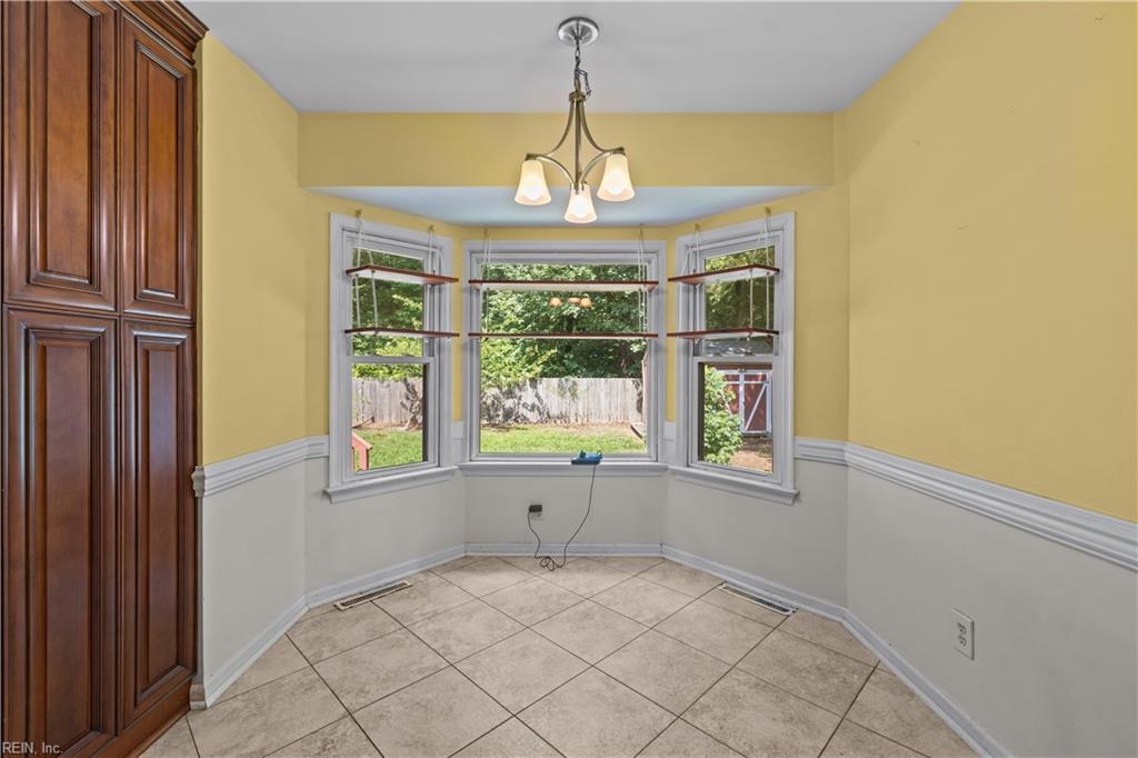 1152 Crystalwood Cir Property Photo 17