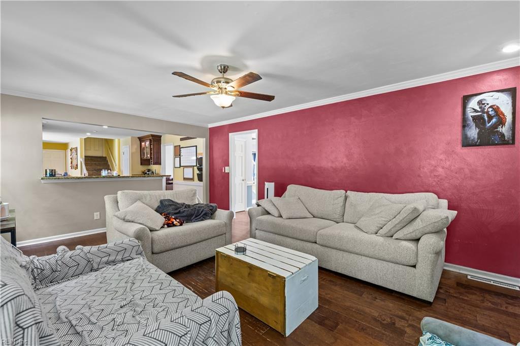 1152 Crystalwood Cir Property Photo 18