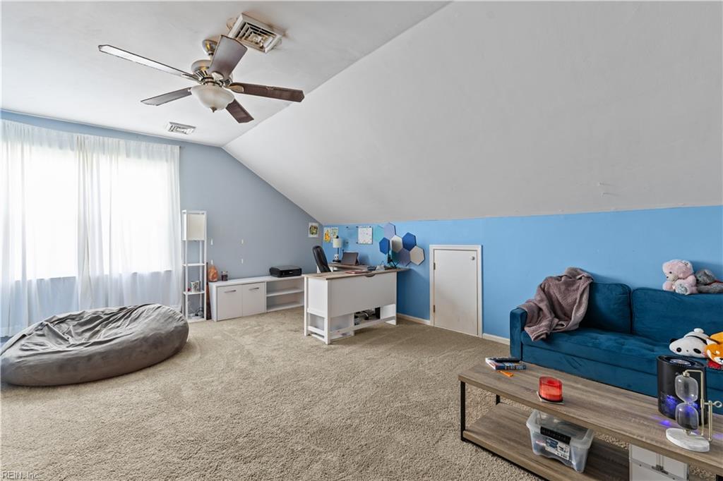1152 Crystalwood Cir Property Photo 32