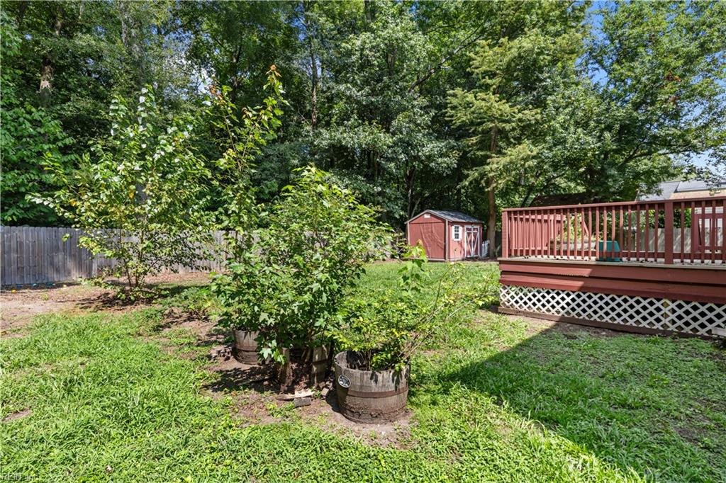 1152 Crystalwood Cir Property Photo 37