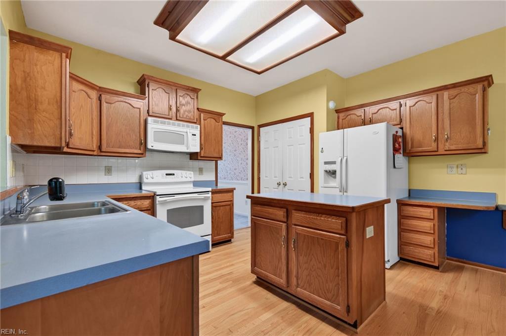 4700 Harlequin Way Property Photo 12