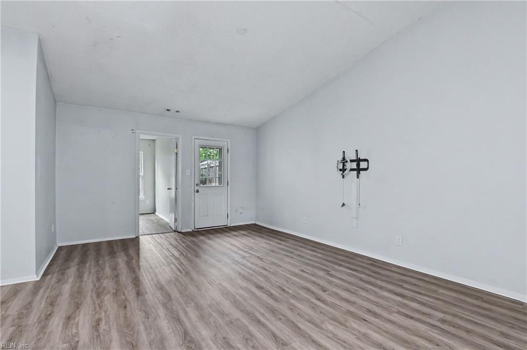 1476 Sangaree Cir Property Photo 5