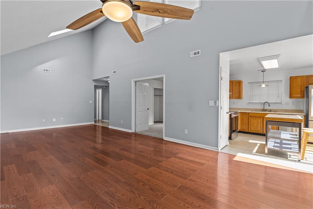816 Chimney Hill Pw Property Photo 8