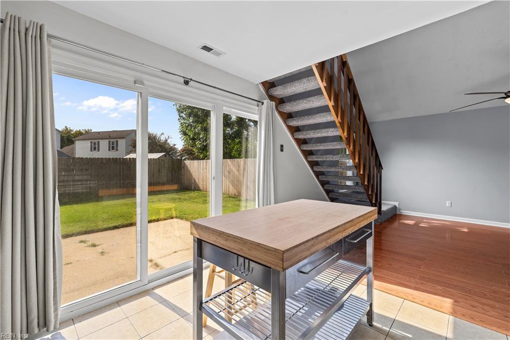 816 Chimney Hill Pw Property Photo 12