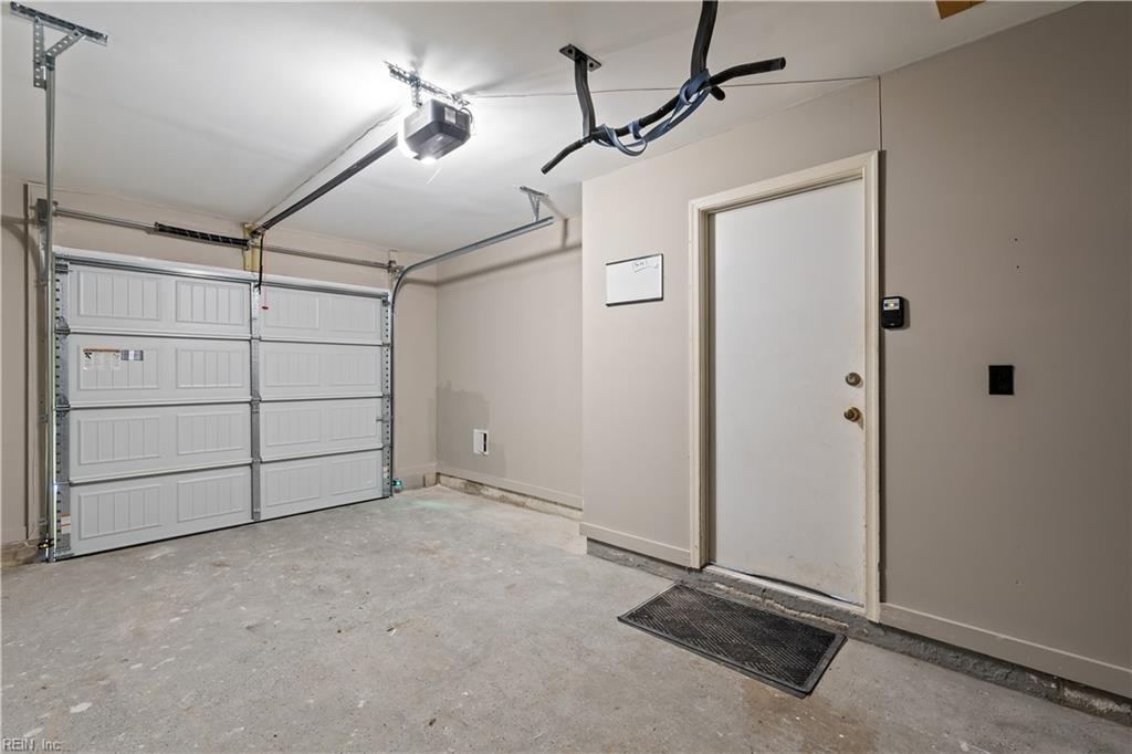 816 Chimney Hill Pw Property Photo 22