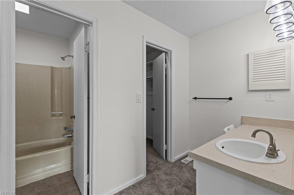 816 Chimney Hill Pw Property Photo 27
