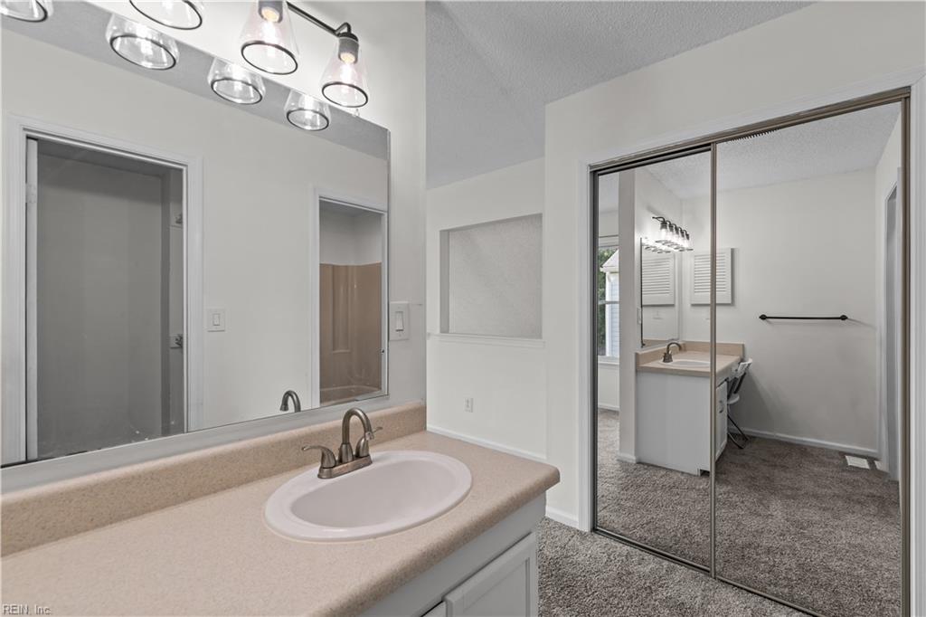 816 Chimney Hill Pw Property Photo 30