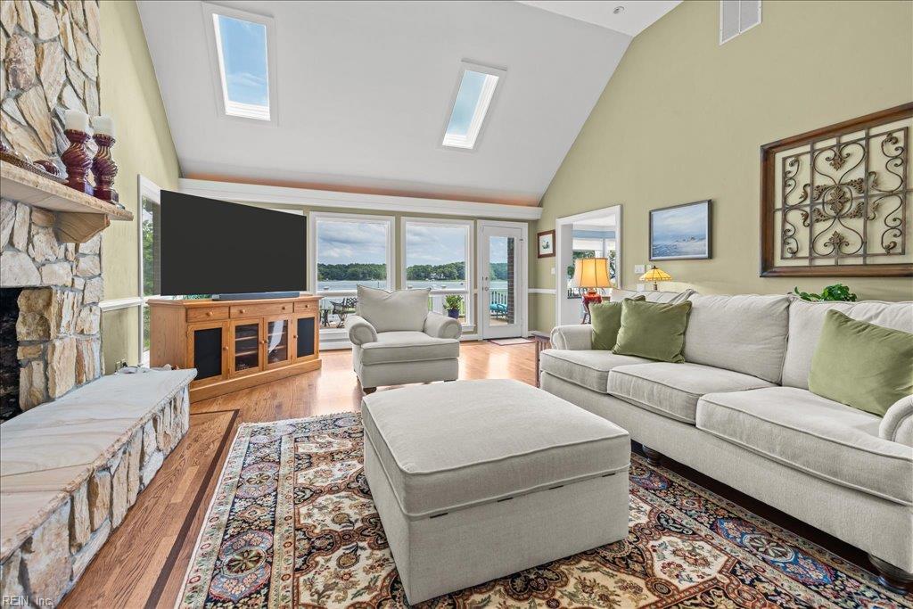 4007 Arrowhead Point Ct Property Photo 13