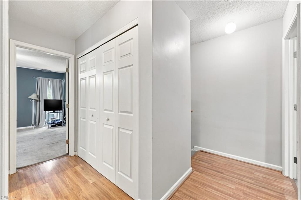 262 Wexford Dr W Property Photo 16