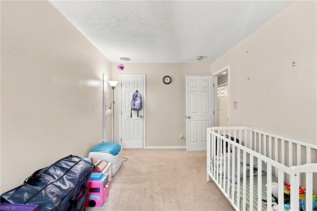 262 Wexford Dr W Property Photo 20