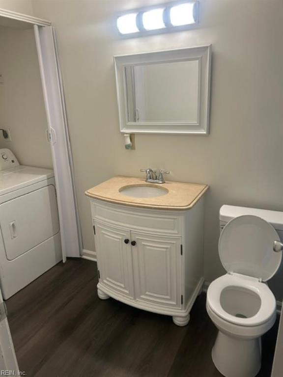 1250 Corkwood Cir Property Photo 2
