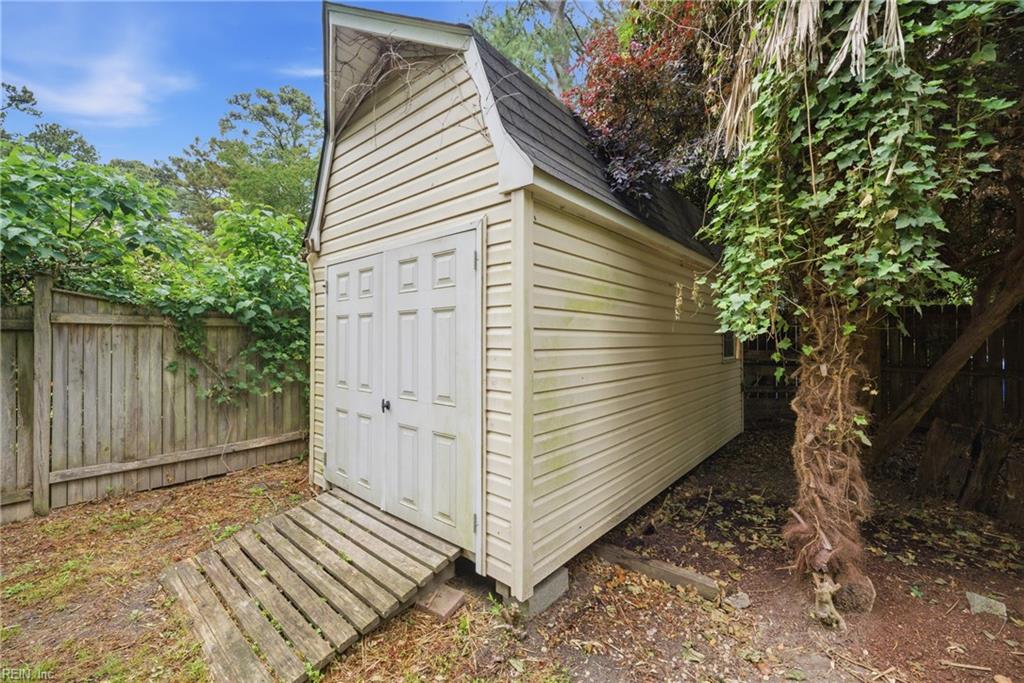 104 E Severn Rd Property Photo 38