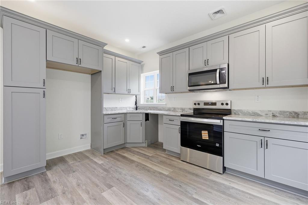 32496 Pebble Brook Dr Property Photo 15