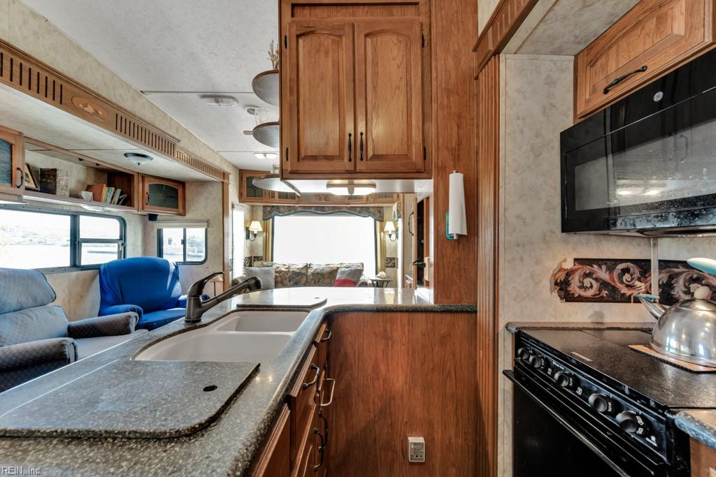 3665 Sandpiper Road Rd Property Photo 8