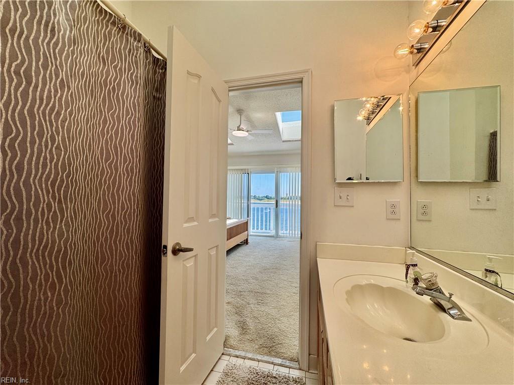 9508 Bay Front Dr Property Photo 33