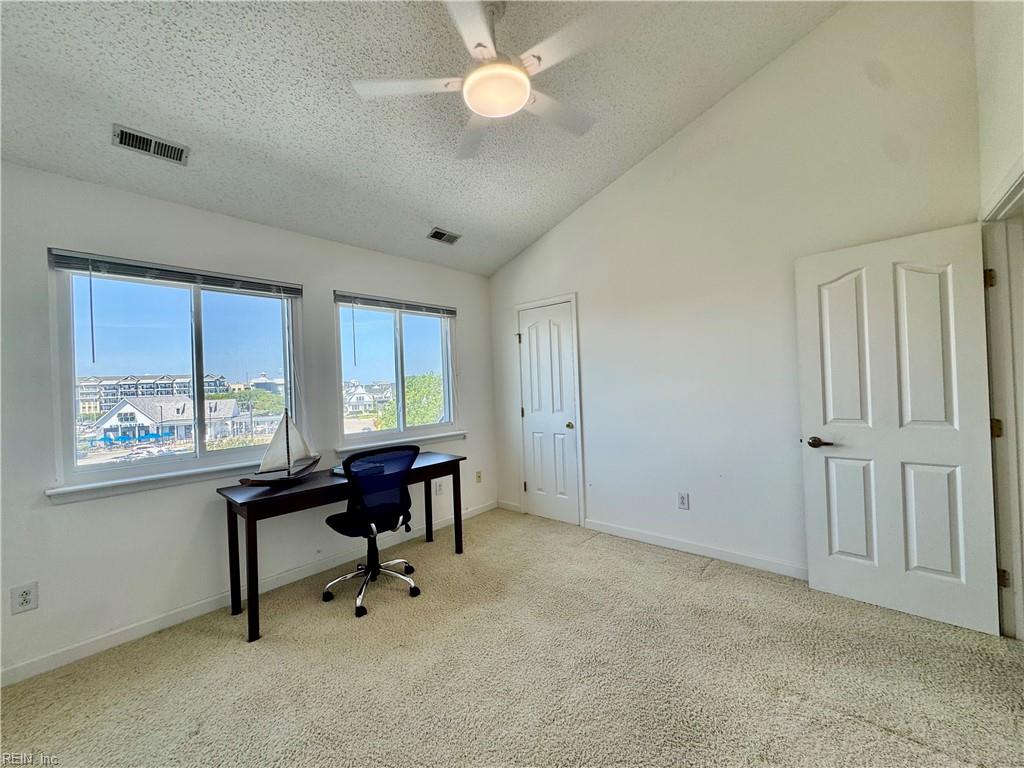 9508 Bay Front Dr Property Photo 35