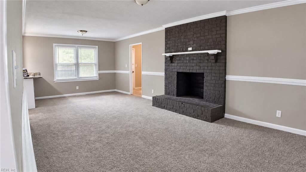 1637 Guthrie St Property Photo 3