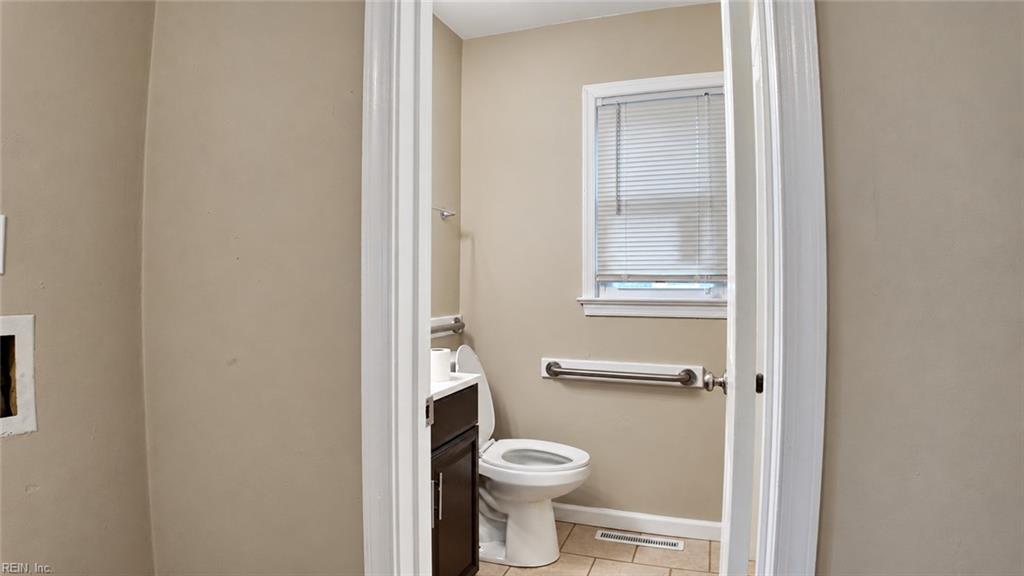 1637 Guthrie St Property Photo 14