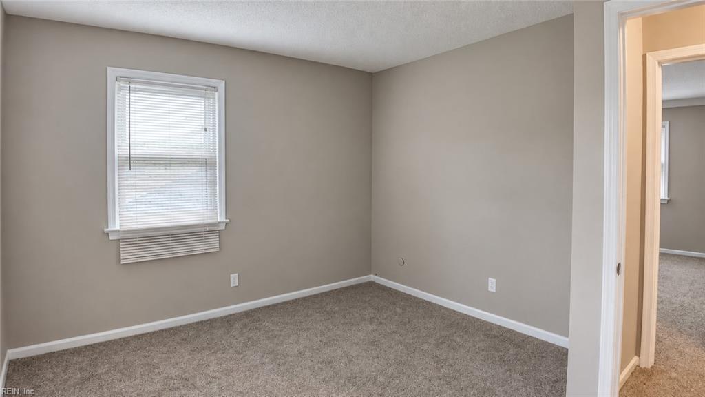 1637 Guthrie St Property Photo 24