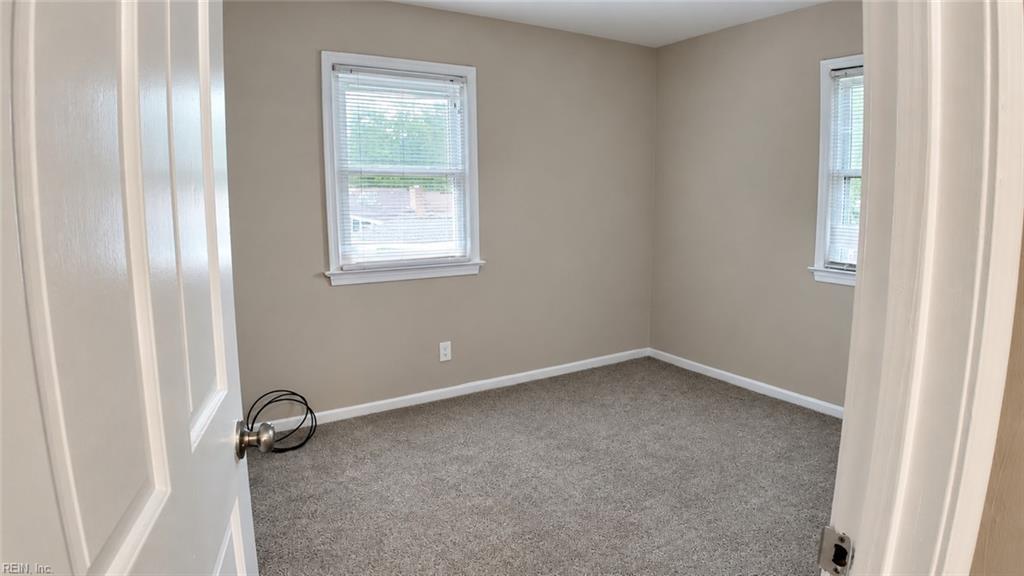 1637 Guthrie St Property Photo 29