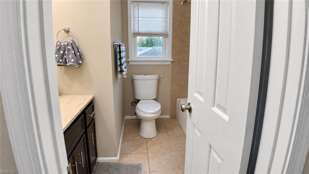 1637 Guthrie St Property Photo 32