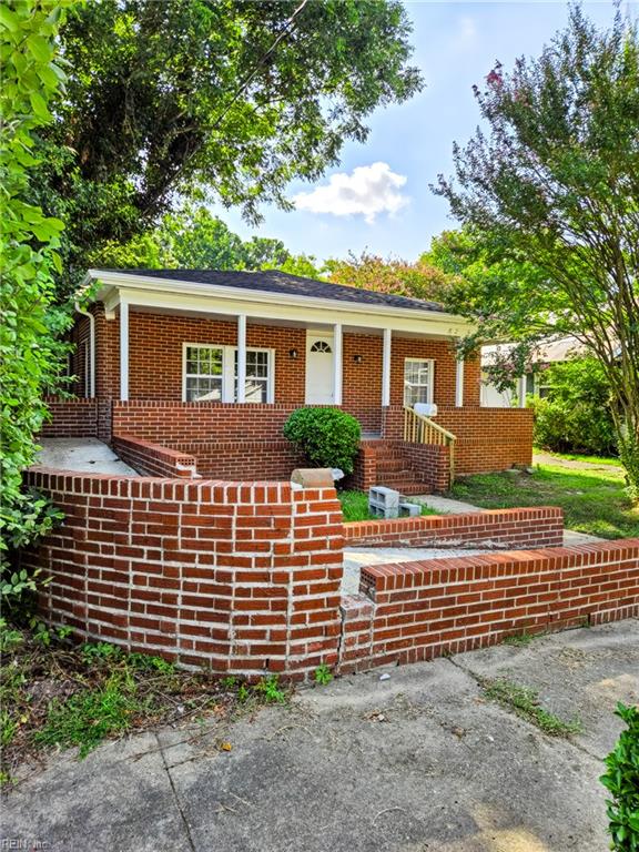 118 Walnut St St Property Photo 2