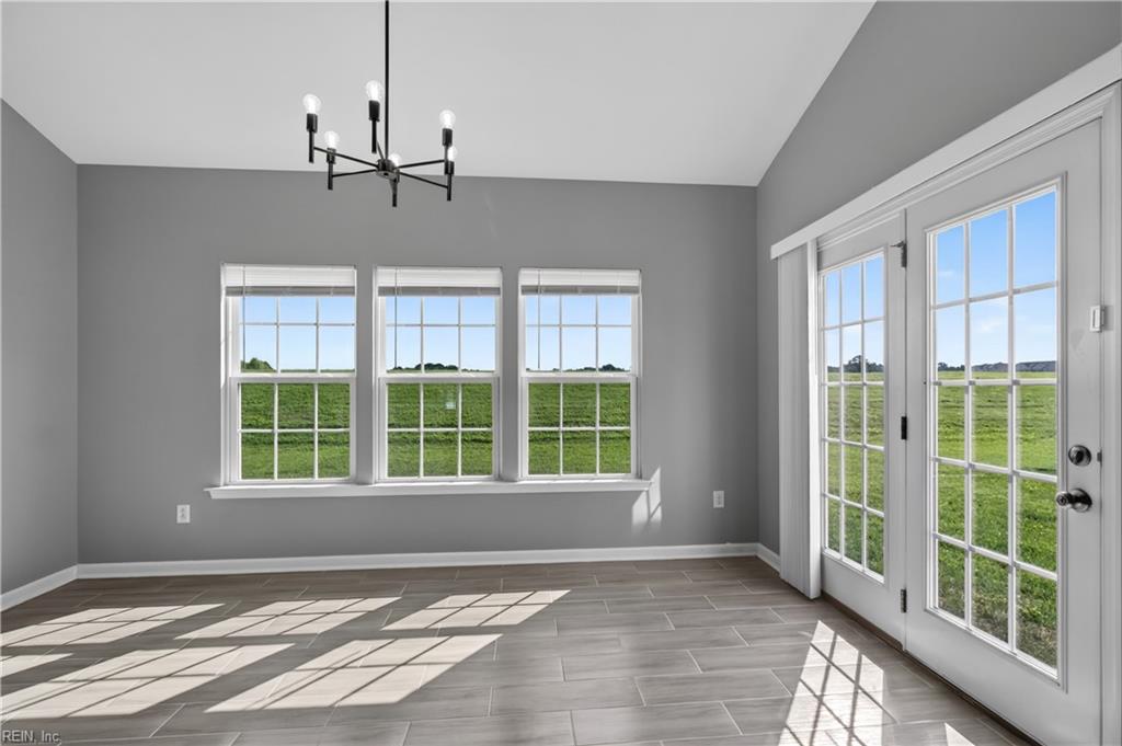 335 Spring Hill Pl Property Photo 16