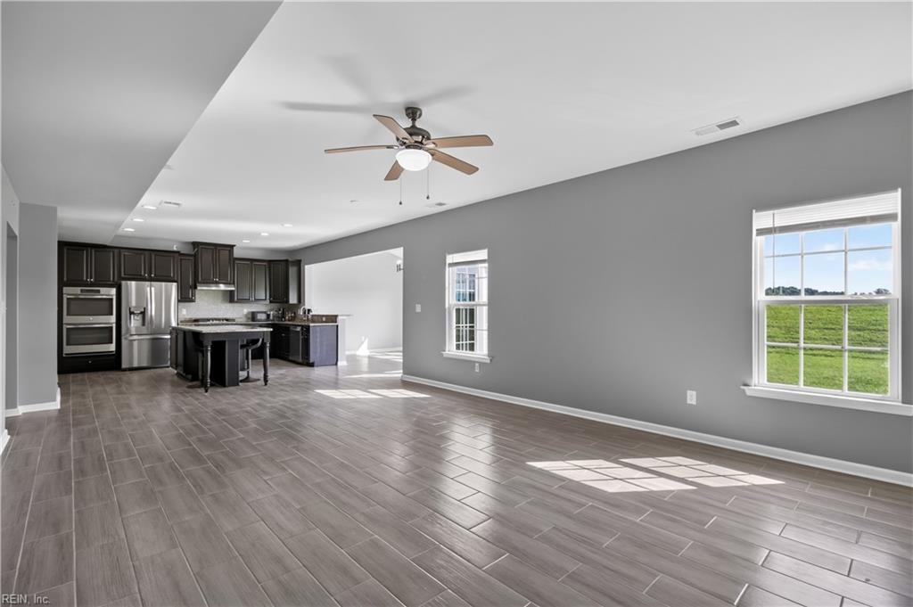 335 Spring Hill Pl Property Photo 18