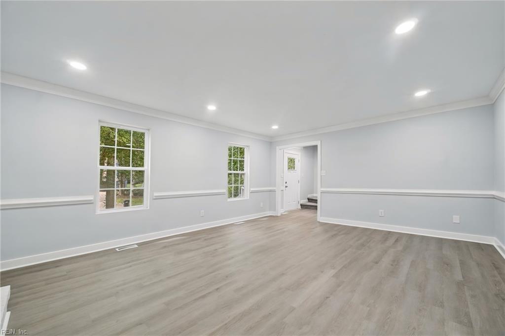 130 Devon Rd Property Photo 4