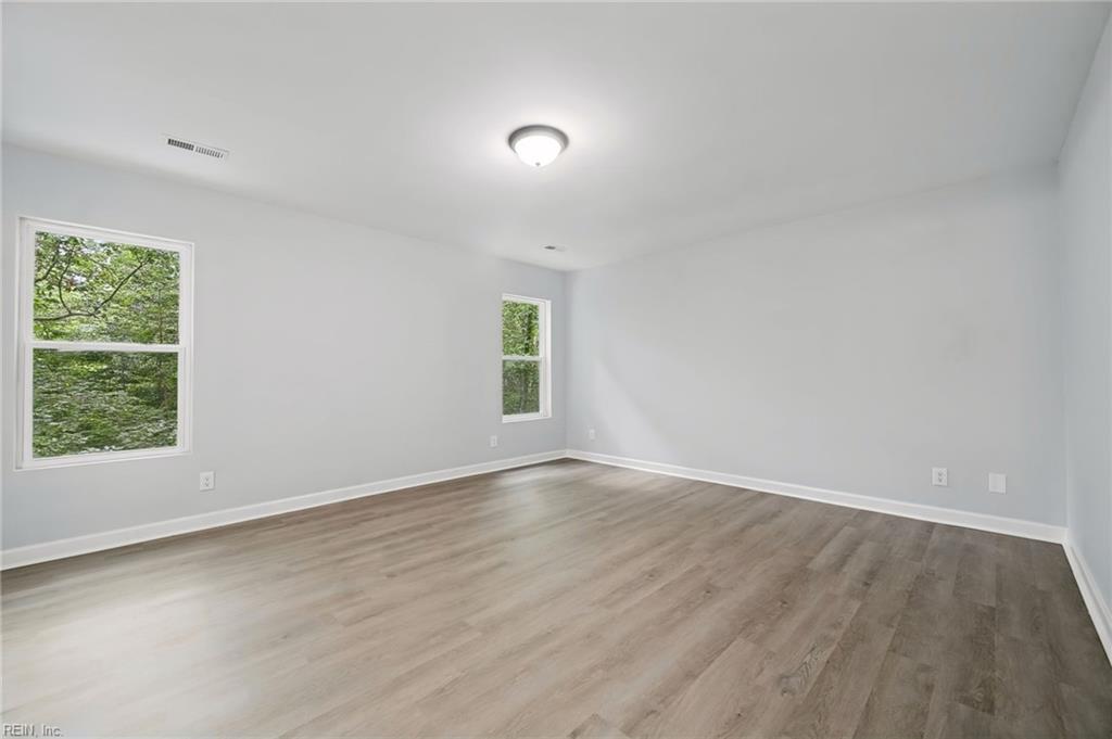 130 Devon Rd Property Photo 15