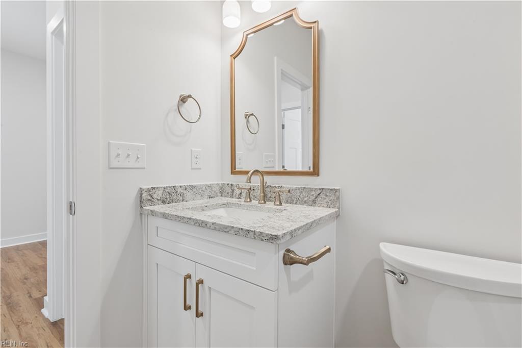 6912 Sunset Cove Ln Property Photo 7