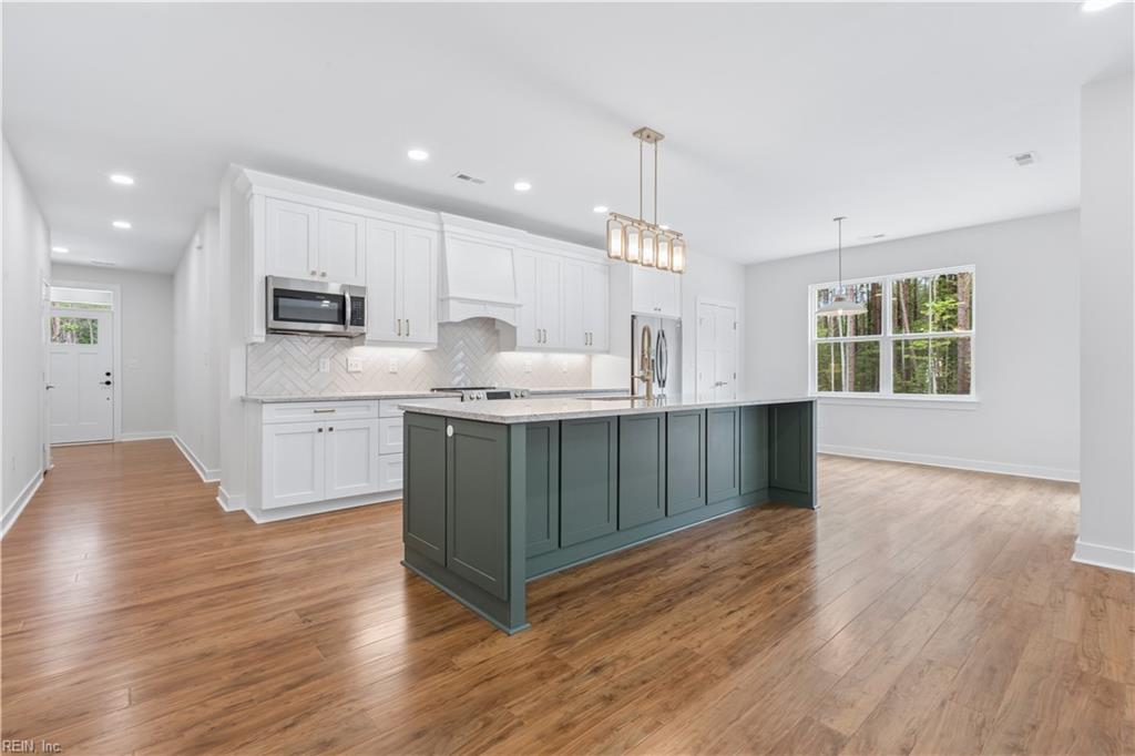 6912 Sunset Cove Ln Property Photo 12